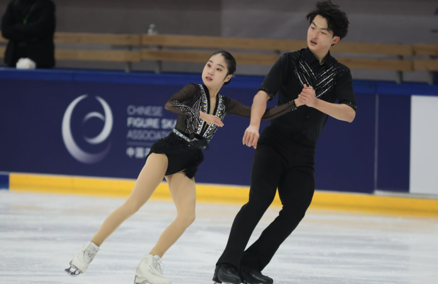 欣赏金沙国际华人娱乐的精彩表演